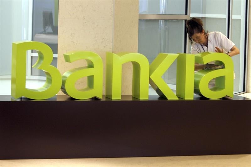 Bankia anuncia la absorción de BMN y la valora en 825 millones de euros Bankia anuncia la absorción de BMN y la valora en 825 millones de euros