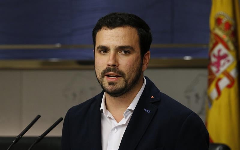 Alberto Garzón: "Es mucho más fácil apoyar a un gobierno progresista que a uno respaldado por Ciudadanos" Alberto Garzón: "Es mucho más fácil apoyar a un gobierno progresista que a uno respaldado por Ciudadanos"