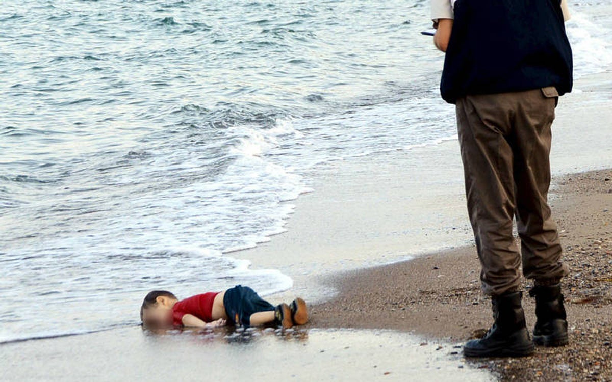 Dos niños refugiados mueren ahogados cada día en el Mediterráneo Dos niños refugiados mueren ahogados cada día en el Mediterráneo