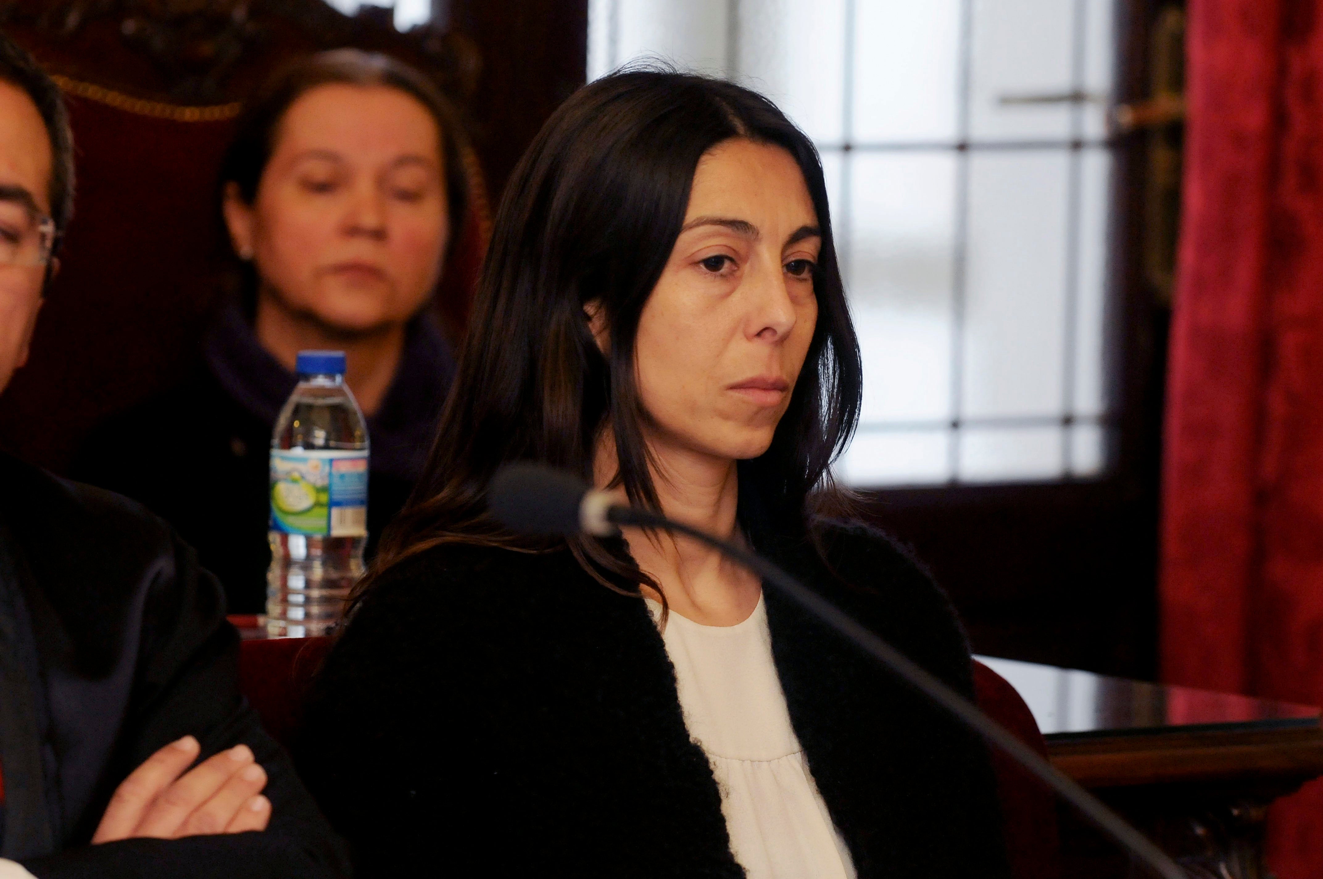 El TSJCyL decreta el ingreso en prisión de Raquel Gago por el asesinato de Isabel Carrasco El TSJCyL decreta el ingreso en prisión de Raquel Gago por el asesinato de Isabel Carrasco