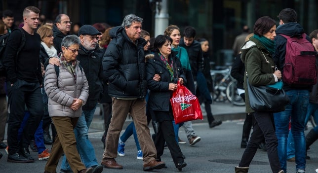 Este viernes, las temperaturas se desploman en la Península y la nieve llega al Pirineo Este viernes, las temperaturas se desploman en la Península y la nieve llega al Pirineo