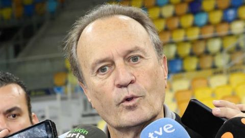 A&iacute;to Garc&iacute;a Reneses ante los medios