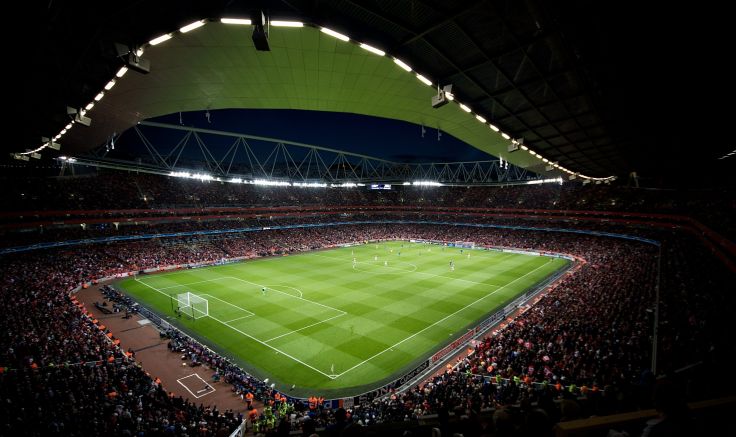 El Barcelona comienza la defensa de su corona ante el Arsenal El Barcelona comienza la defensa de su corona ante el Arsenal