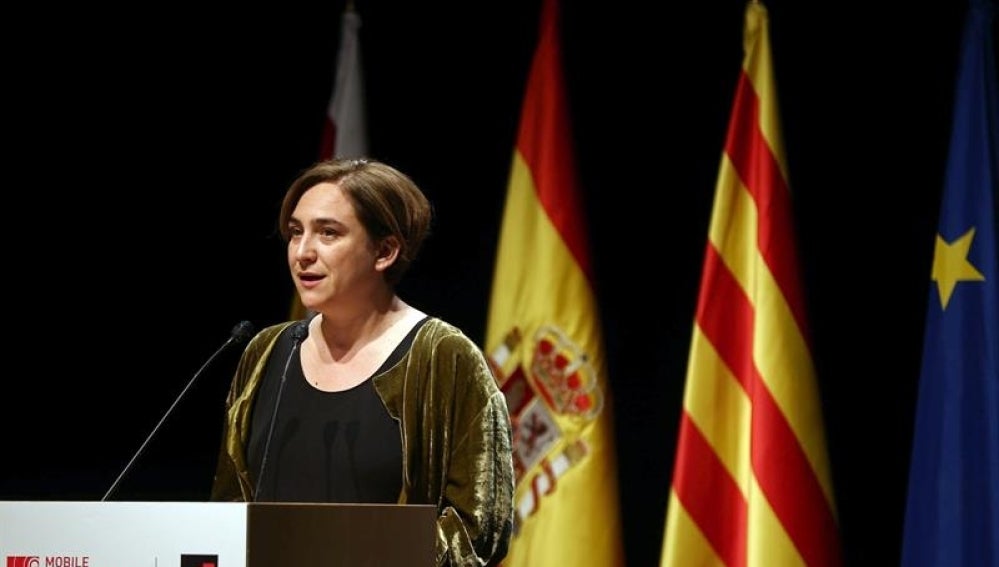 La alcaldesa de Barcelona, Ada Colau, durante su discurso en la cena de bienvenida a los asistentes al Mobile World Congress