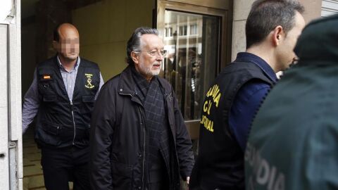 Alfonso Grau es trasladado a la Comandancia de la Guardia Civil de Valencia