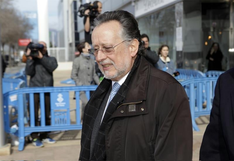 El Grupo de patrimonio de la Comandancia de Valencia asegura que Grau utilizó relojes como método de pago El Grupo de patrimonio de la Comandancia de Valencia asegura que Grau utilizó relojes como método de pago