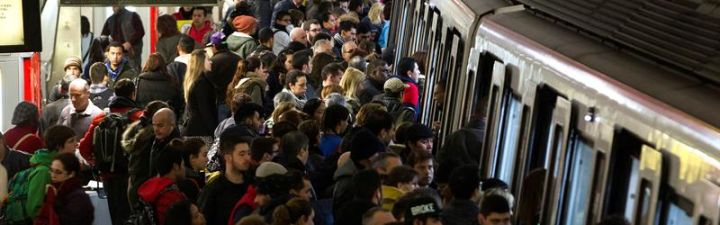 Està justificada la pujada de les tarifes del bus i metro de Barcelona?