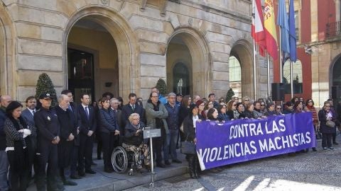 Concentraci&oacute;n contra la violencia machista en Gij&oacute;n