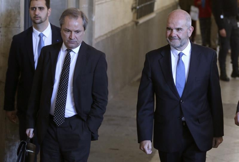 Personas físicas: "Los políticos deberían usar los tópicos del fútbol" Personas físicas: "Los políticos deberían usar los tópicos del fútbol"