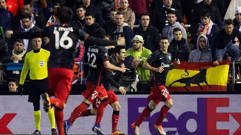 El Athletic celebra el gol de Aduriz ante el Valencia El Athletic celebra el gol de Aduriz ante el Valencia