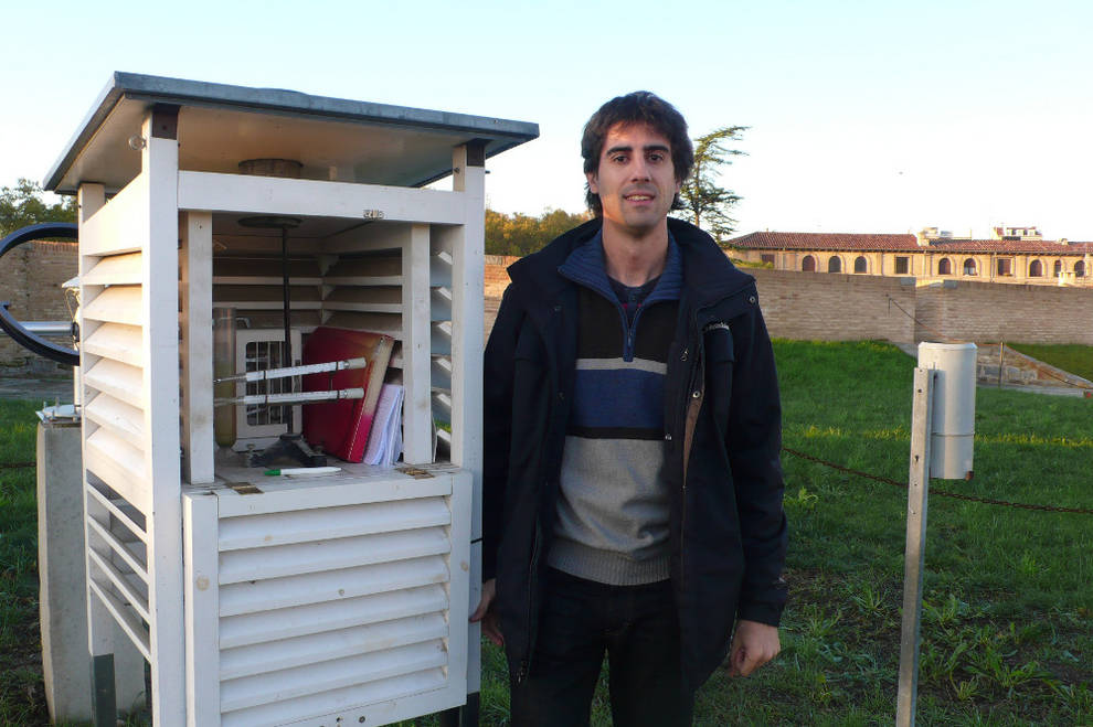Javier Rodríguez, delegado de AEMET en Navarra: "La primavera se prevé más cálida que la media y normal en cuanto a precipitaciones". Javier Rodríguez, delegado de AEMET en Navarra: "La primavera se prevé más cálida que la media y normal en cuanto a precipitaciones".