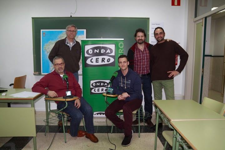 Dálle a Lingua-Escola Oficial de Idiomas (decembro 2015) Dálle a Lingua-Escola Oficial de Idiomas (decembro 2015)