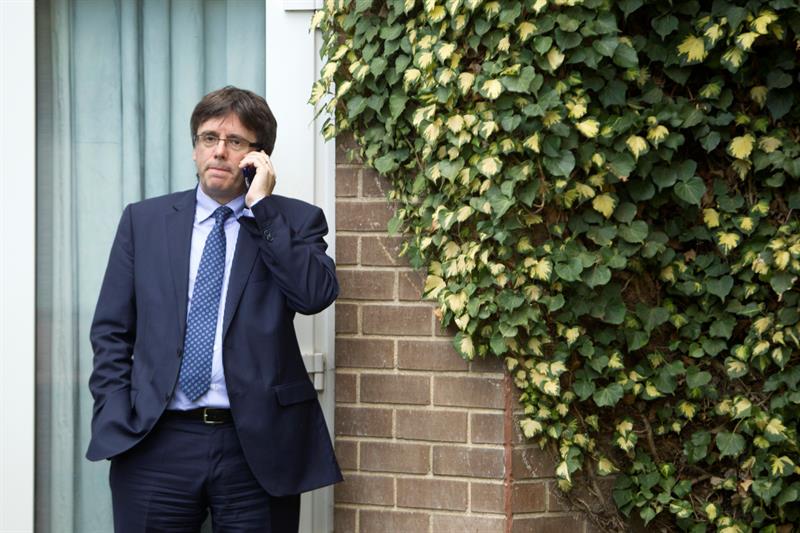 Puigdemont decreta dos días de luto por el accidente de autobús Puigdemont decreta dos días de luto por el accidente de autobús