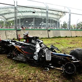 Así quedó el coche de Alonso tras el accidente de Australia Así quedó el coche de Alonso tras el accidente de Australia