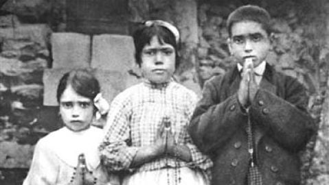 Los ni&ntilde;os de las apariciones de F&aacute;tima de mayo de 1971