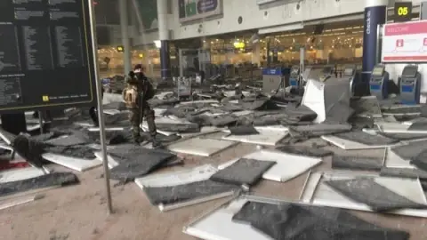 Explosión en el aeropuerto de Bruselas Explosión en el aeropuerto de Bruselas