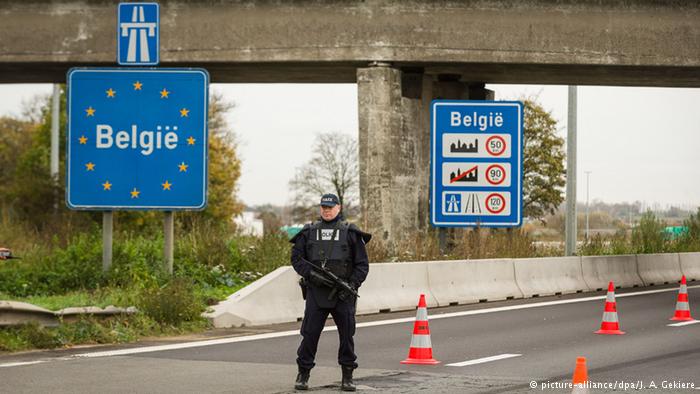 Cerrada la frontera entre Bélgica y Francia por los atentados la capital belga Cerrada la frontera entre Bélgica y Francia por los atentados la capital belga
