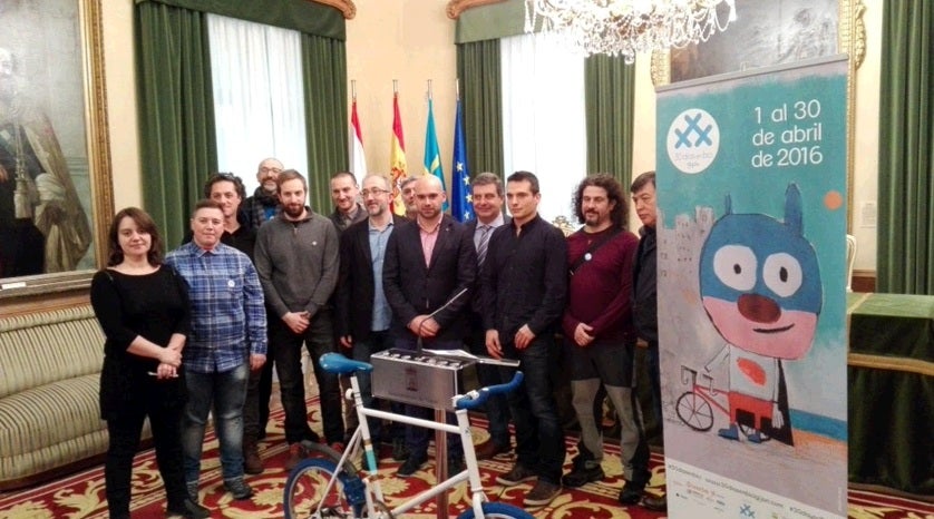 Gijón en la Onda 22/03/2016 con Ana Fierro Gijón en la Onda 22/03/2016 con Ana Fierro