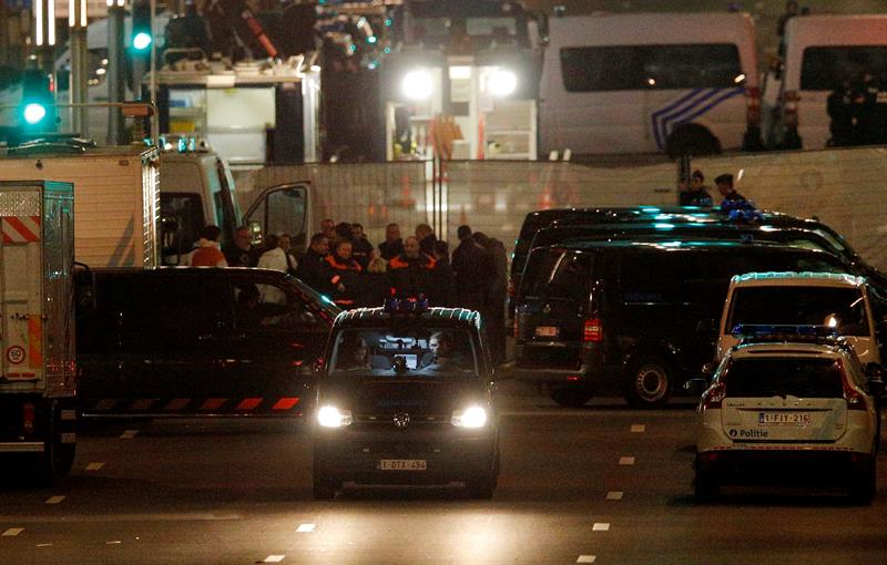 Bélgica se centra en la búsqueda de uno de los presuntos autores de los atentados Bélgica se centra en la búsqueda de uno de los presuntos autores de los atentados