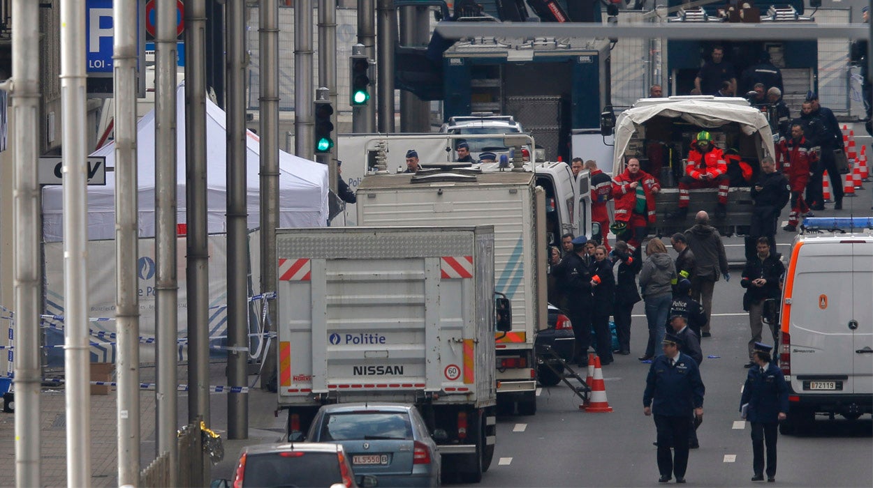 Desactivan una tercera bomba en el aeropuerto de Bruselas Desactivan una tercera bomba en el aeropuerto de Bruselas