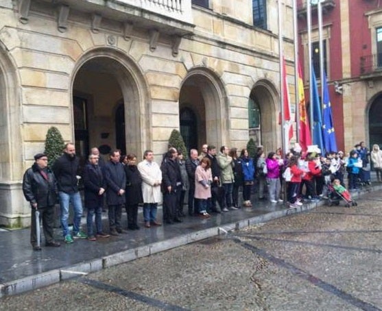 Gijón en la Onda 23/03/2016 con Ana Fierro Gijón en la Onda 23/03/2016 con Ana Fierro