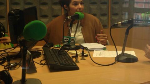 Nuestra "coach" particulas nos instruye en que consiste la gamificaci&oacute;n.