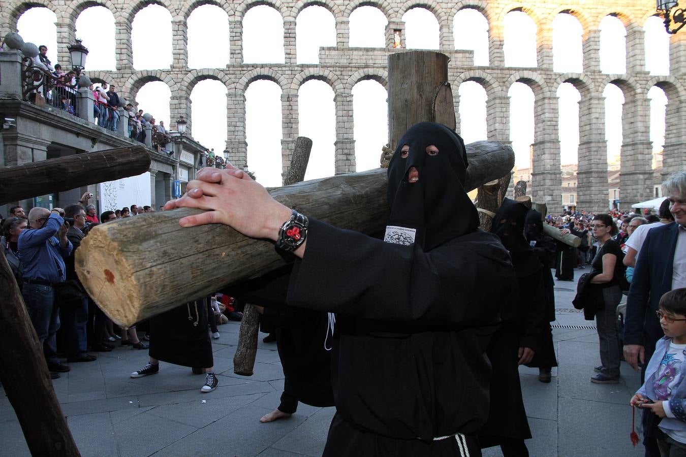 "Semana Santa de Segovia. La vivencia de un pueblo" "Semana Santa de Segovia. La vivencia de un pueblo"
