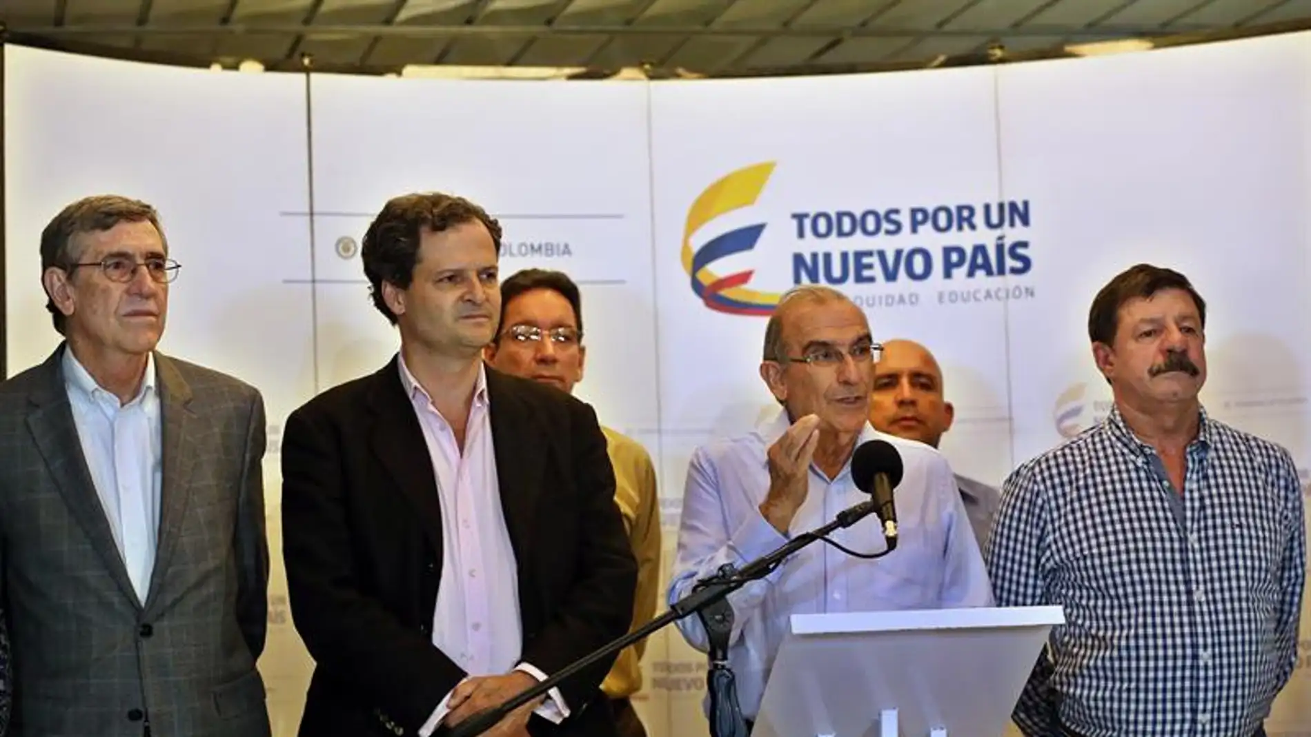 Los negociadores del equipo colombiano admiten diferencias importantes con las FARC
