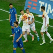 Aduriz celebra el empate ante Italia