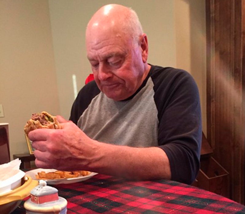 Internet: Papaw, el abuelo más triste de América al que sus nietos dejaron plantado Internet: Papaw, el abuelo más triste de América al que sus nietos dejaron plantado
