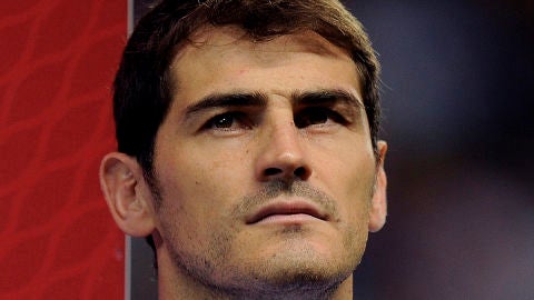 Iker Casillas en un partido con la Selecci&oacute;n.