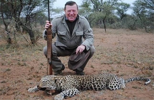 "Hay muchas personas henchidas de gozo haciendo esto" "Hay muchas personas henchidas de gozo haciendo esto"