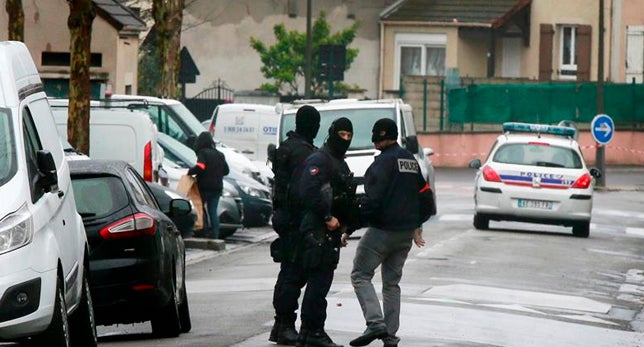 Quince detenidos en Bélgica acusados de financiar al terrorismo y reclutar combatienes para Daesh Quince detenidos en Bélgica acusados de financiar al terrorismo y reclutar combatienes para Daesh