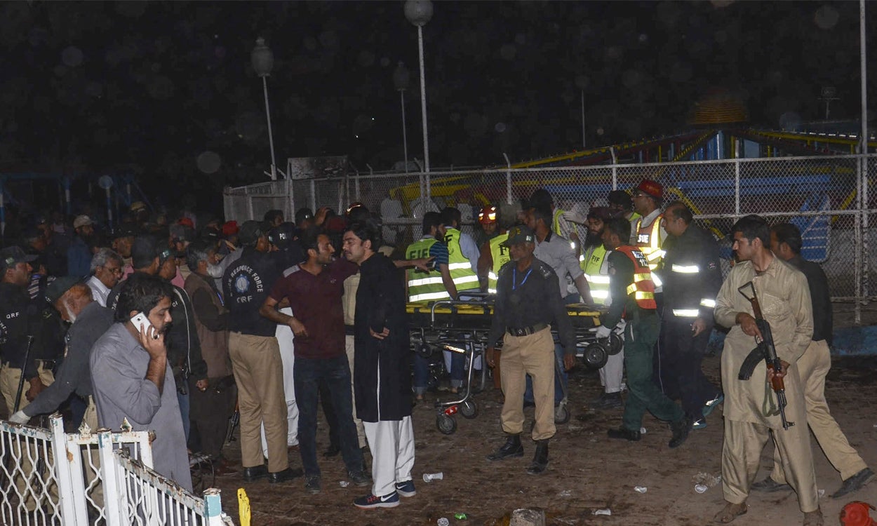 Una española en Lahore: "El atentado no ha sido en una zona cristiana, todos los fallecidos son musulmanes" Una española en Lahore: "El atentado no ha sido en una zona cristiana, todos los fallecidos son musulmanes"