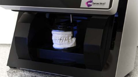 Impresora 3D crea la primera ortodoncia
