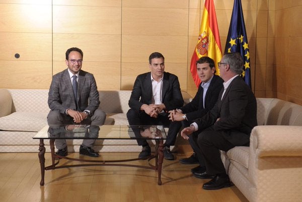 Tertulia: ¿Qué papel jugará cada partido tras las últimas reuniones? Tertulia: ¿Qué papel jugará cada partido tras las últimas reuniones?
