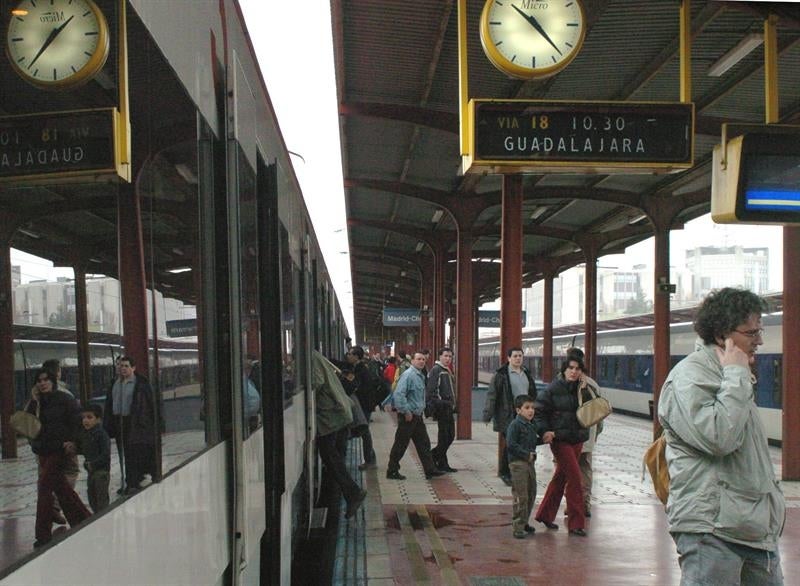 Una incidencia de climatización obliga a detener el Alvia Madrid-Extremadura este lunes Una incidencia de climatización obliga a detener el Alvia Madrid-Extremadura este lunes