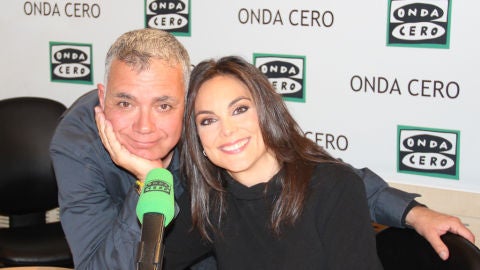 M&oacute;nica Carrillo durante una entrevista con Juan Ram&oacute;n Lucas