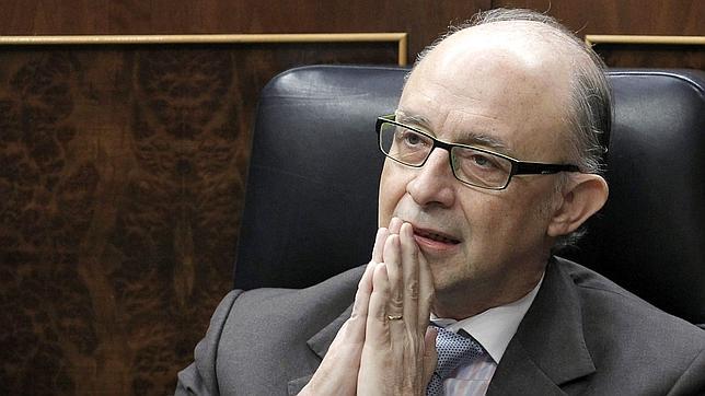 Personas físicas: "Montoro está muy contento porque ha hecho caja" Personas físicas: "Montoro está muy contento porque ha hecho caja"