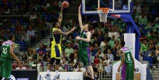 Fran Vázquez entra en la historia de la ACB Fran Vázquez entra en la historia de la ACB