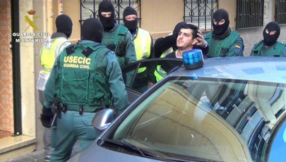 Fotografía facilitada por la Guardia Civil del marroquí detenido junto a su pareja por sus vínculos con Daesh