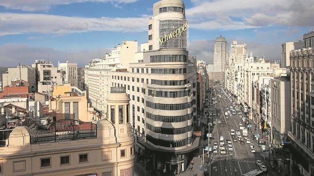 El Ayuntamiento de Madrid propone bajar a 70km/h la circulación en la M-30 y aumentar peatonalización en los barrios El Ayuntamiento de Madrid propone bajar a 70km/h la circulación en la M-30 y aumentar peatonalización en los barrios