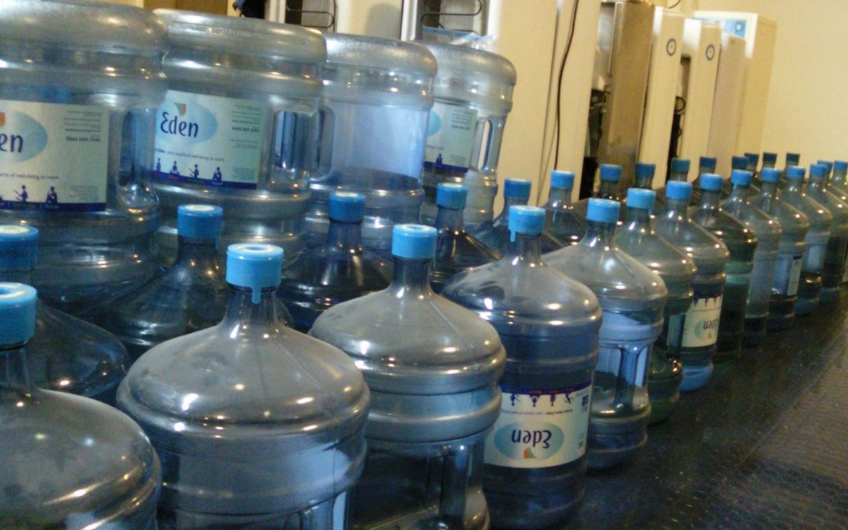 La empresa envasadora que habría originado brote de gastroenteritis suspende la producción La empresa envasadora que habría originado brote de gastroenteritis suspende la producción