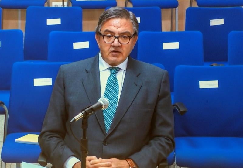 García Revenga niega que supervisara a Urdangarin para la Casa Real García Revenga niega que supervisara a Urdangarin para la Casa Real
