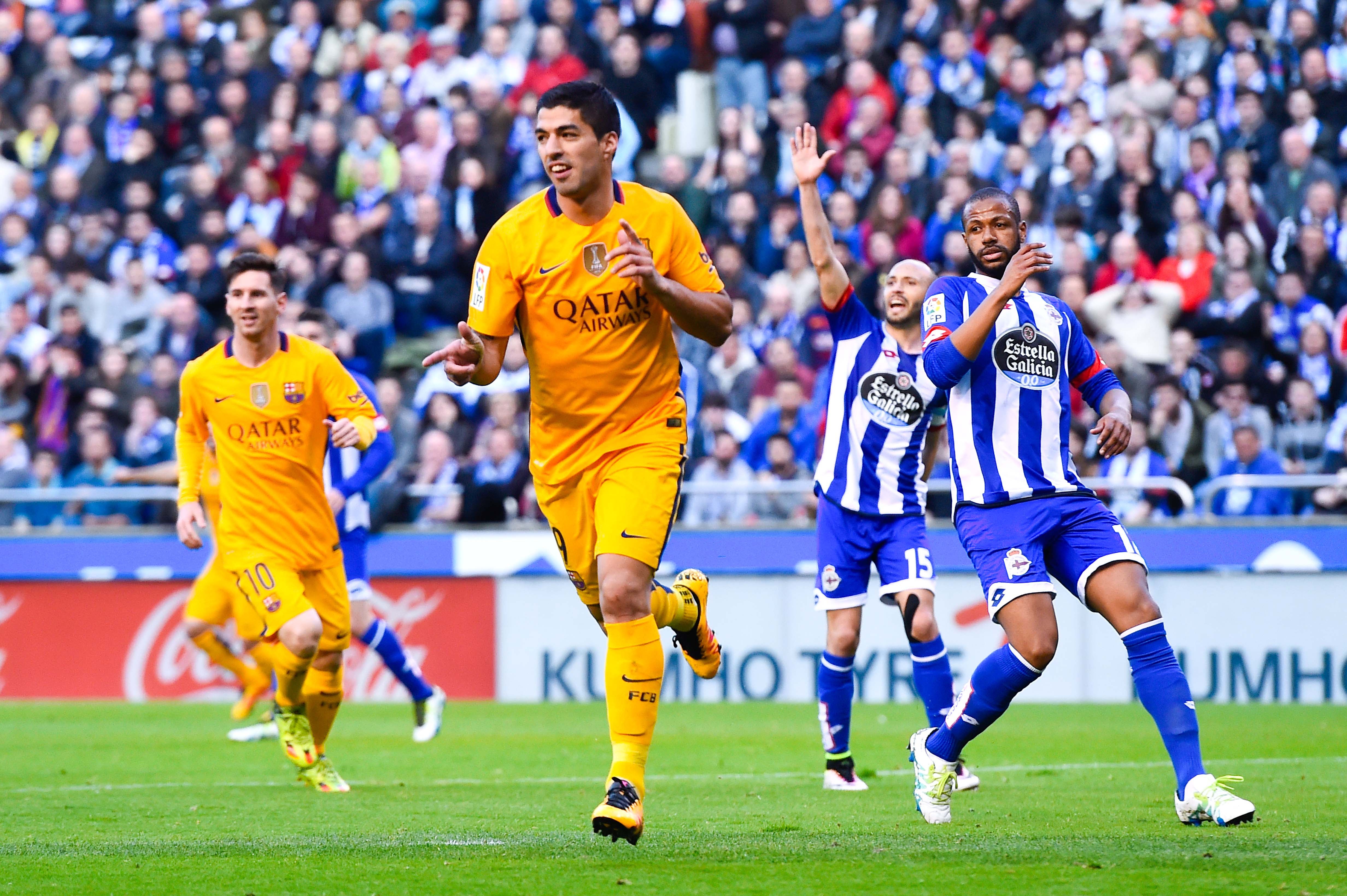 Luis Suárez lidera la goleada balsámica del Barcelona en Riazor ante el Deportivo Luis Suárez lidera la goleada balsámica del Barcelona en Riazor ante el Deportivo