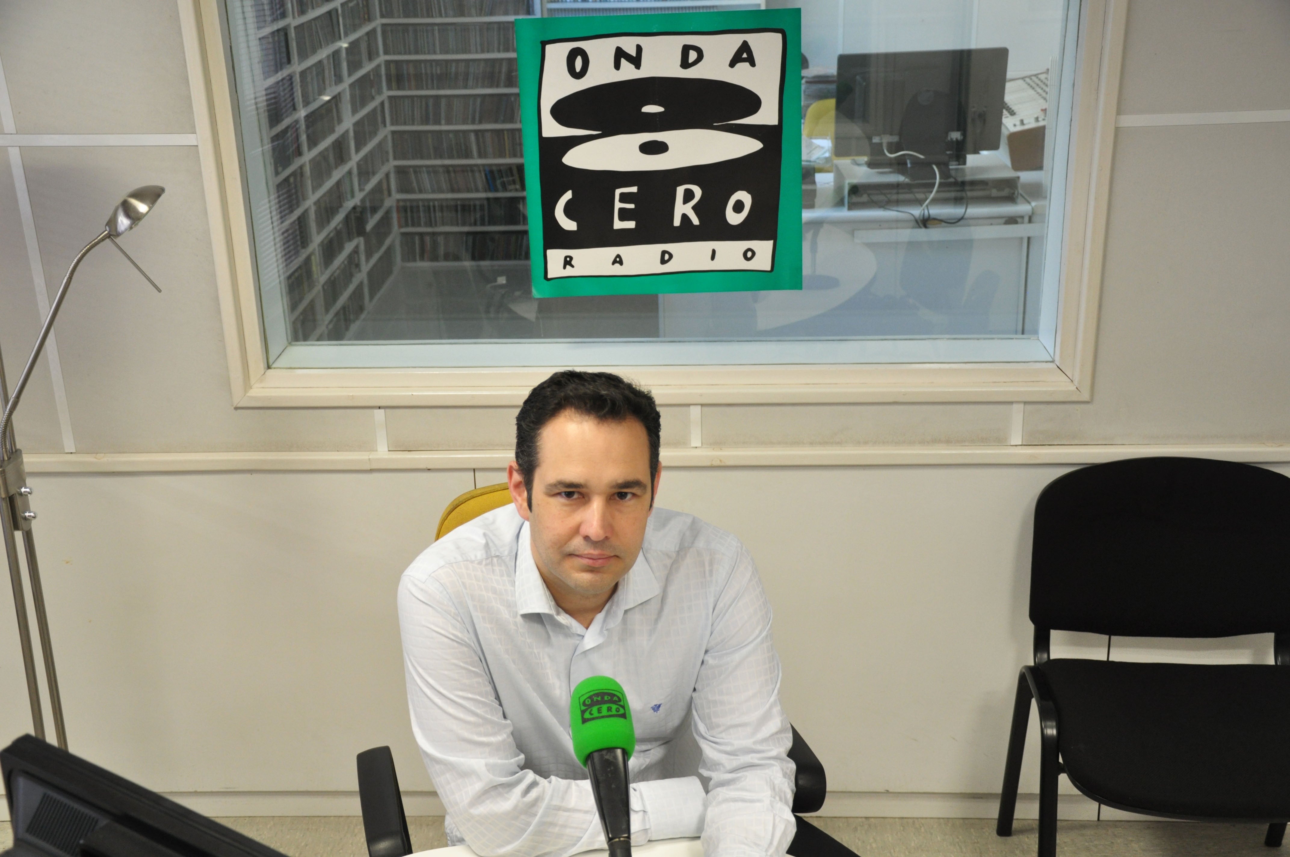 Onda Deportiva Cantabria. La polémica de la estatua a Nando Onda Deportiva Cantabria. La polémica de la estatua a Nando