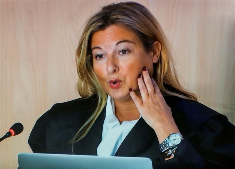 López Negrete niega tener cuentas en Panamá y dice que todo es un intento de desprestigiarla López Negrete niega tener cuentas en Panamá y dice que todo es un intento de desprestigiarla