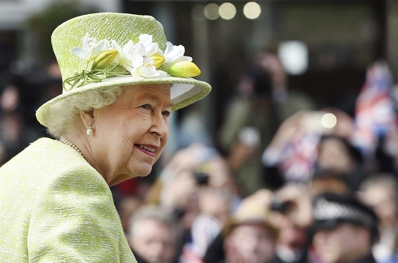 Juan Carlos Vélez: "El Palacio de Buckingham confirma la convocatoria de reunión pero afirma que no hay de que preocuparse" Juan Carlos Vélez: "El Palacio de Buckingham confirma la convocatoria de reunión pero afirma que no hay de que preocuparse"