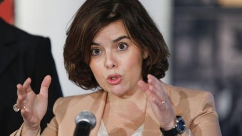 Soraya S&aacute;nez de Santamar&iacute;a durante su visita al Cervantes