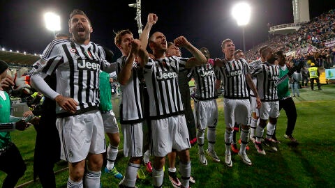 La Juventus celebra su victoria ante la Fiorentina